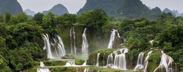 Ban Gioc waterfall in Cao Bang - Viet Nam