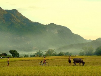 Heading to Mai Chau - Vietnam in June