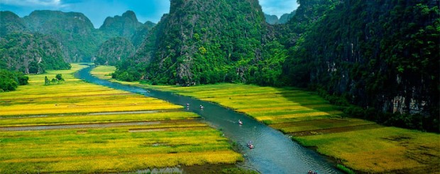 Tam Coc in Ninh Binh - Viet Nam